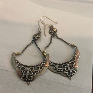 Silpada dangling silver earrings
